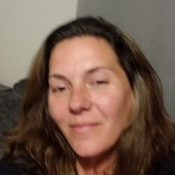 Meet your Posher, Danielle - Picture 1 of 1